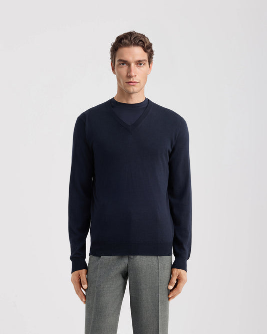 Scollo v Blu navy | Filippo De Laurentiis Scollo v Blu navy | Filippo De Laurentiis