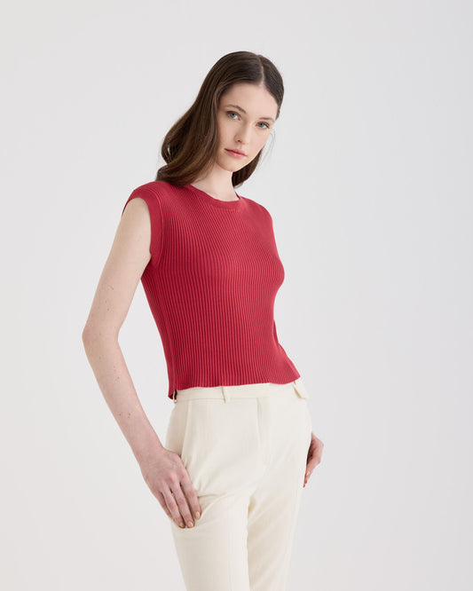 Sleevelees crewneck RUBY | Filippo De Laurentiis Sleevelees crewneck RUBY | Filippo De Laurentiis