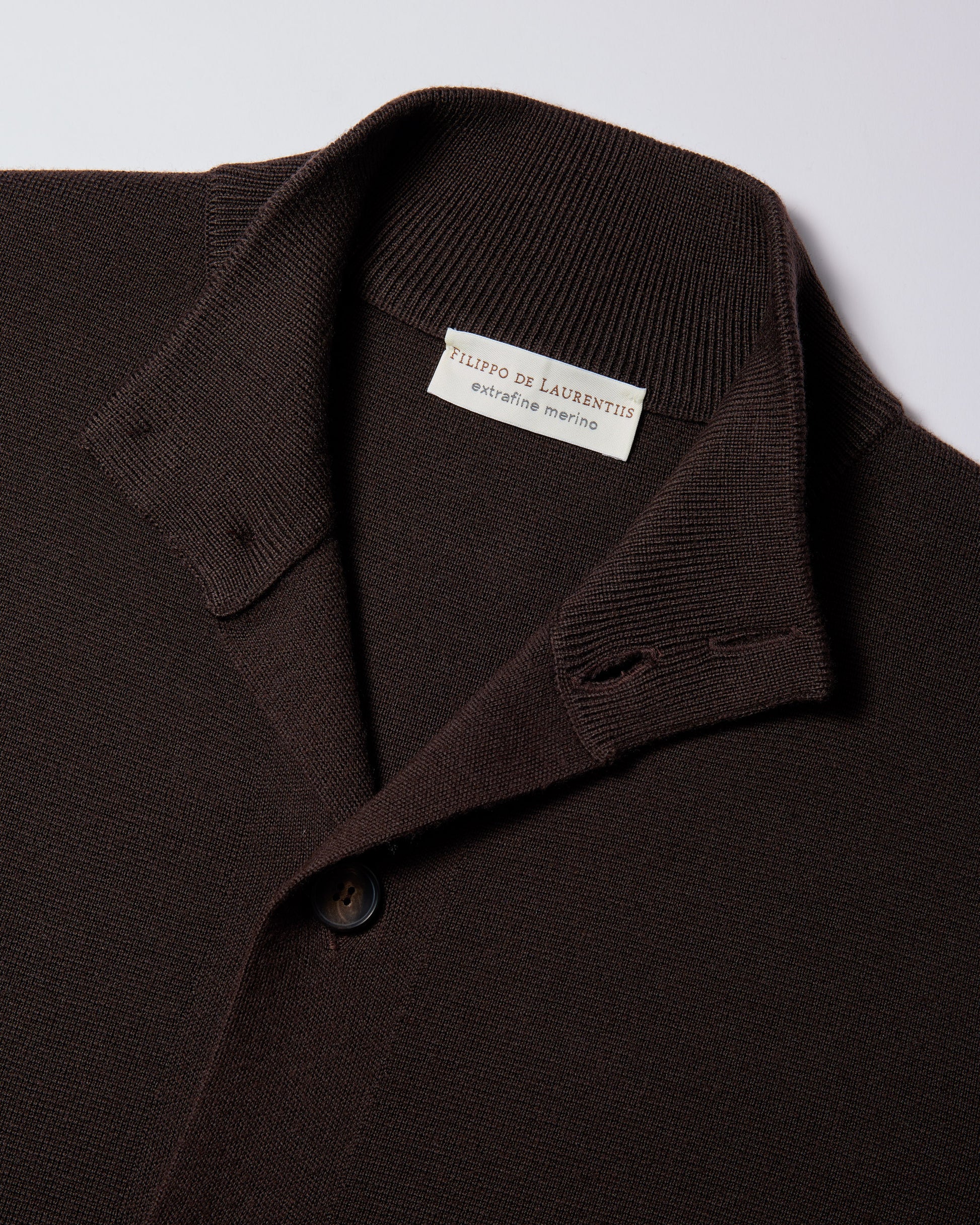 Cardigan con bottoni punto milano lana merino cioccolato