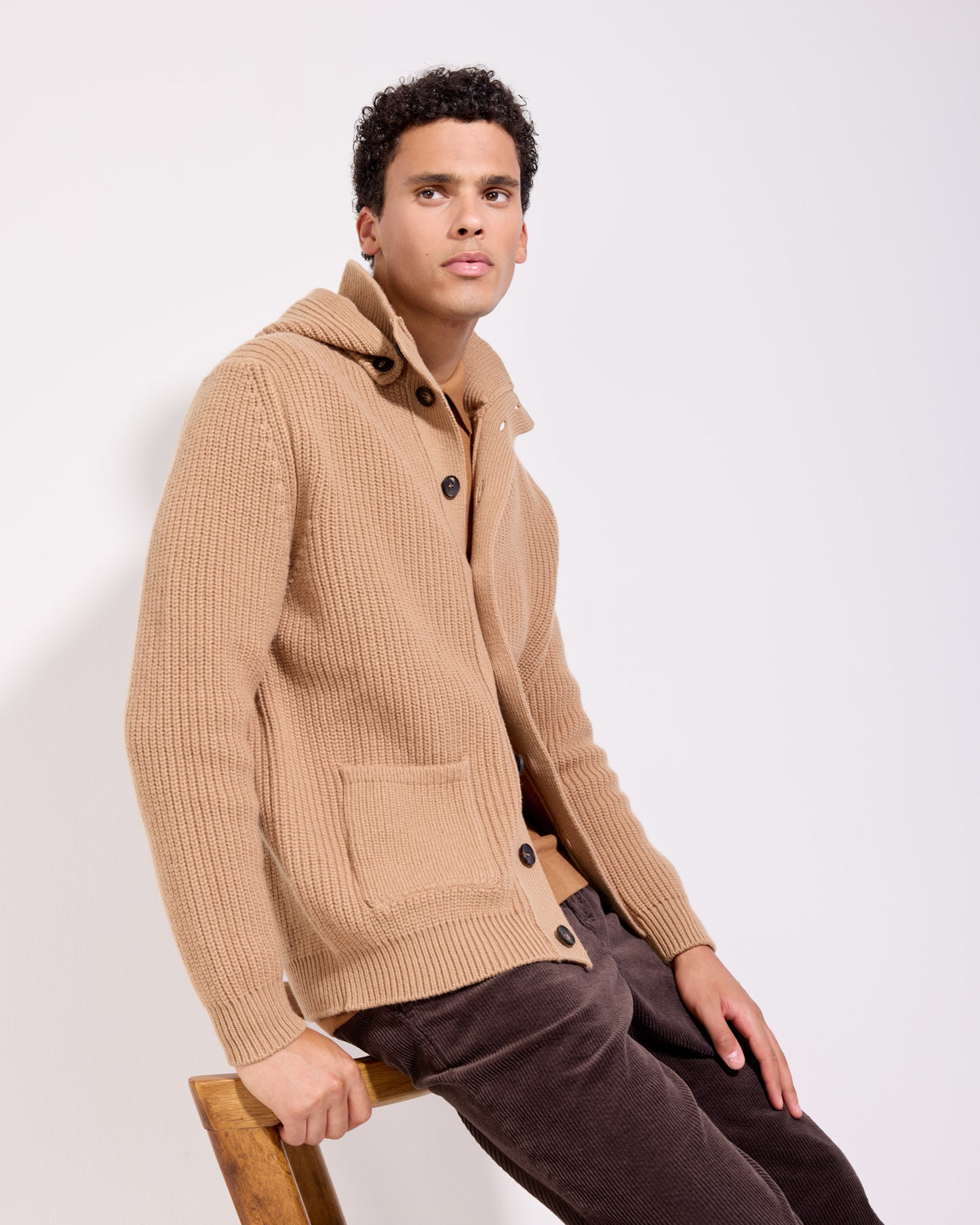 Cardigan con bottoni costa inglese lana cashmere albino naturale