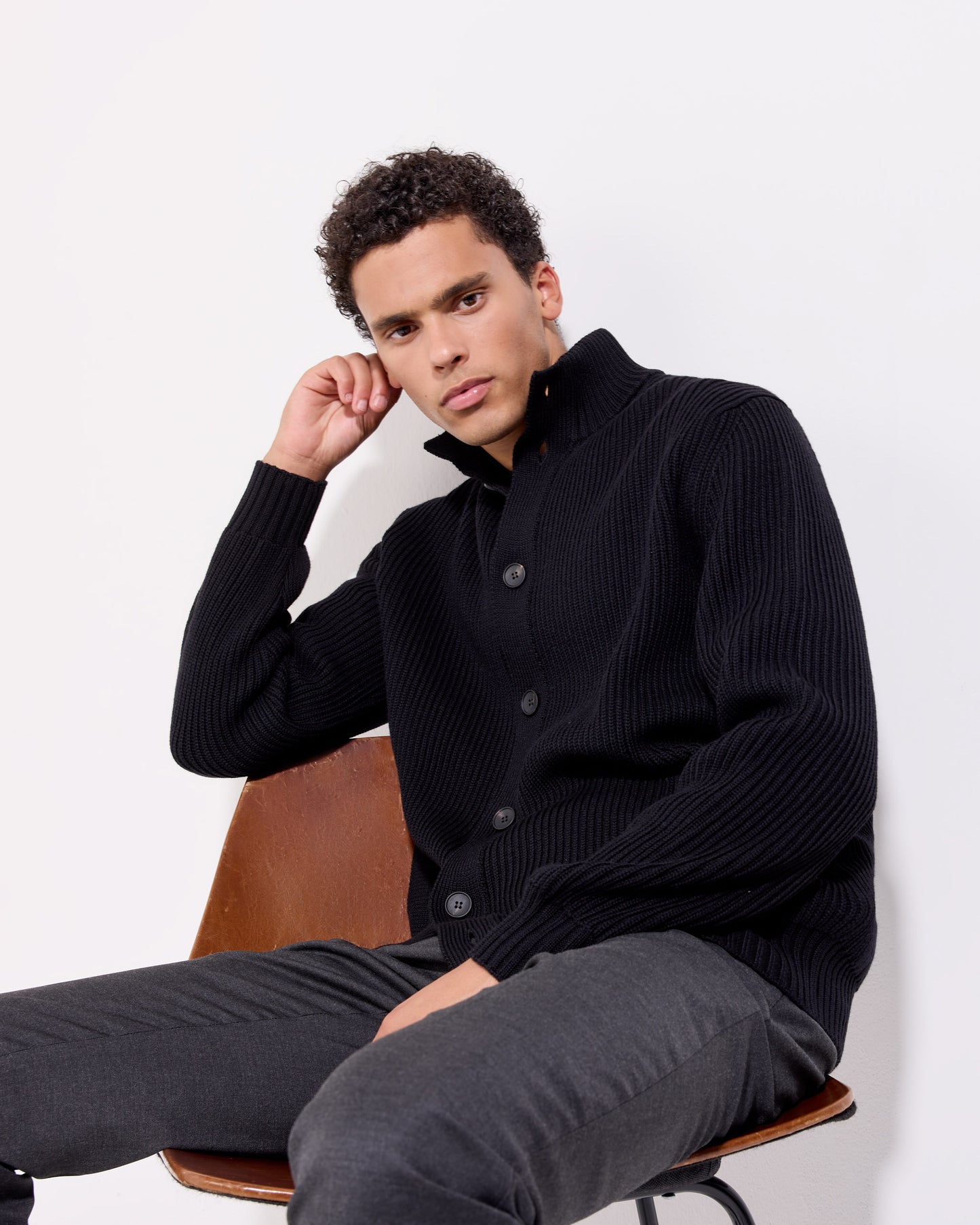 Cardigan con bottoni costa inglese lana merino nero