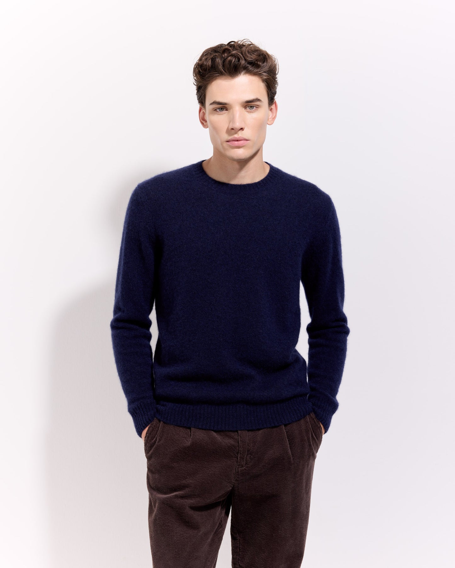 Girocollo garzato cashmere seta indaco
