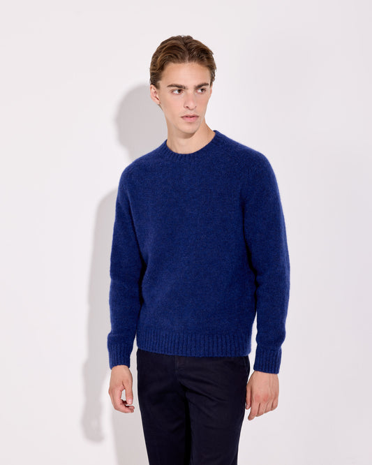 Saddle shoulder crewneck