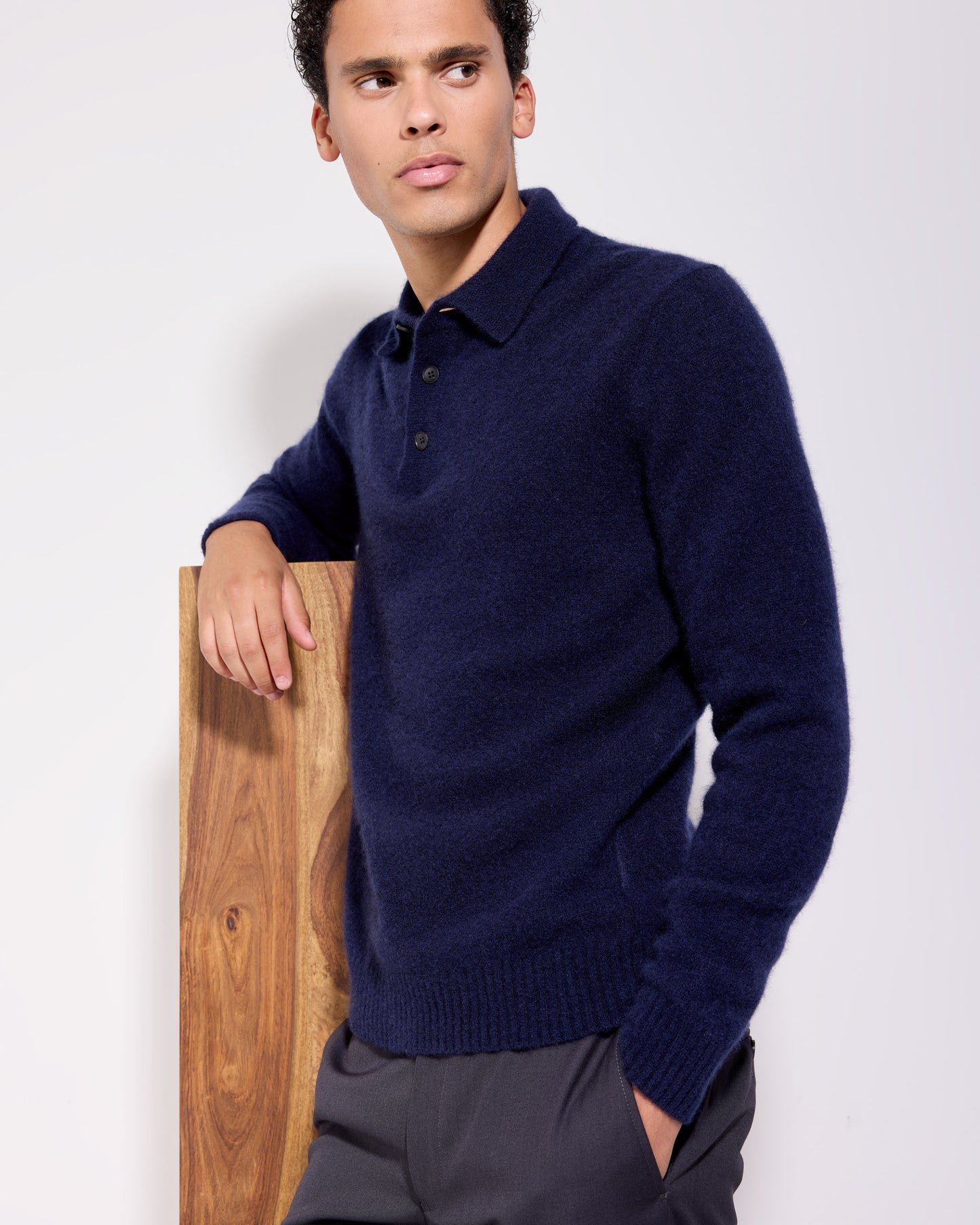 Maglia a polo garzata cashmere seta indaco