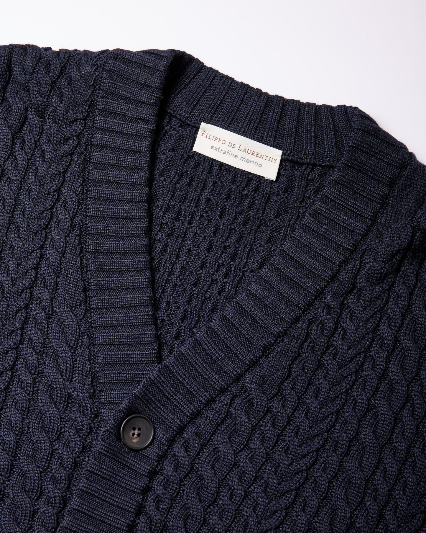 Cardigan con bottoni trecce