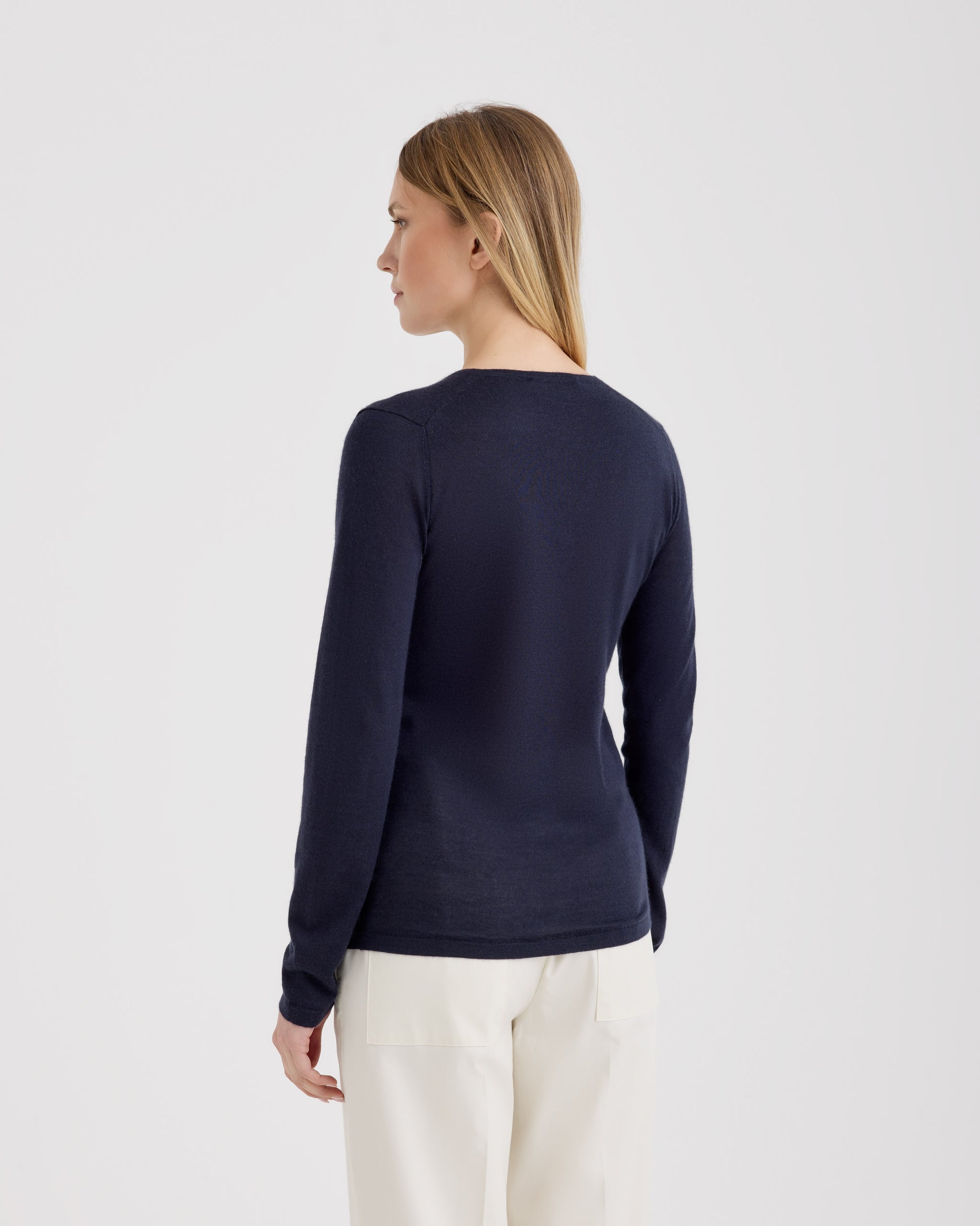Scollo V Navy | Filippo De Laurentiis