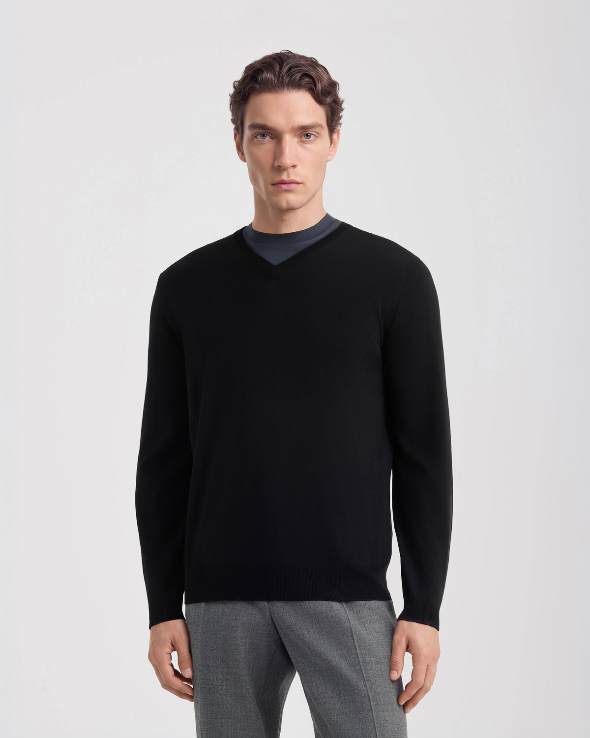 V-neck sweater  Black | Filippo De Laurentiis