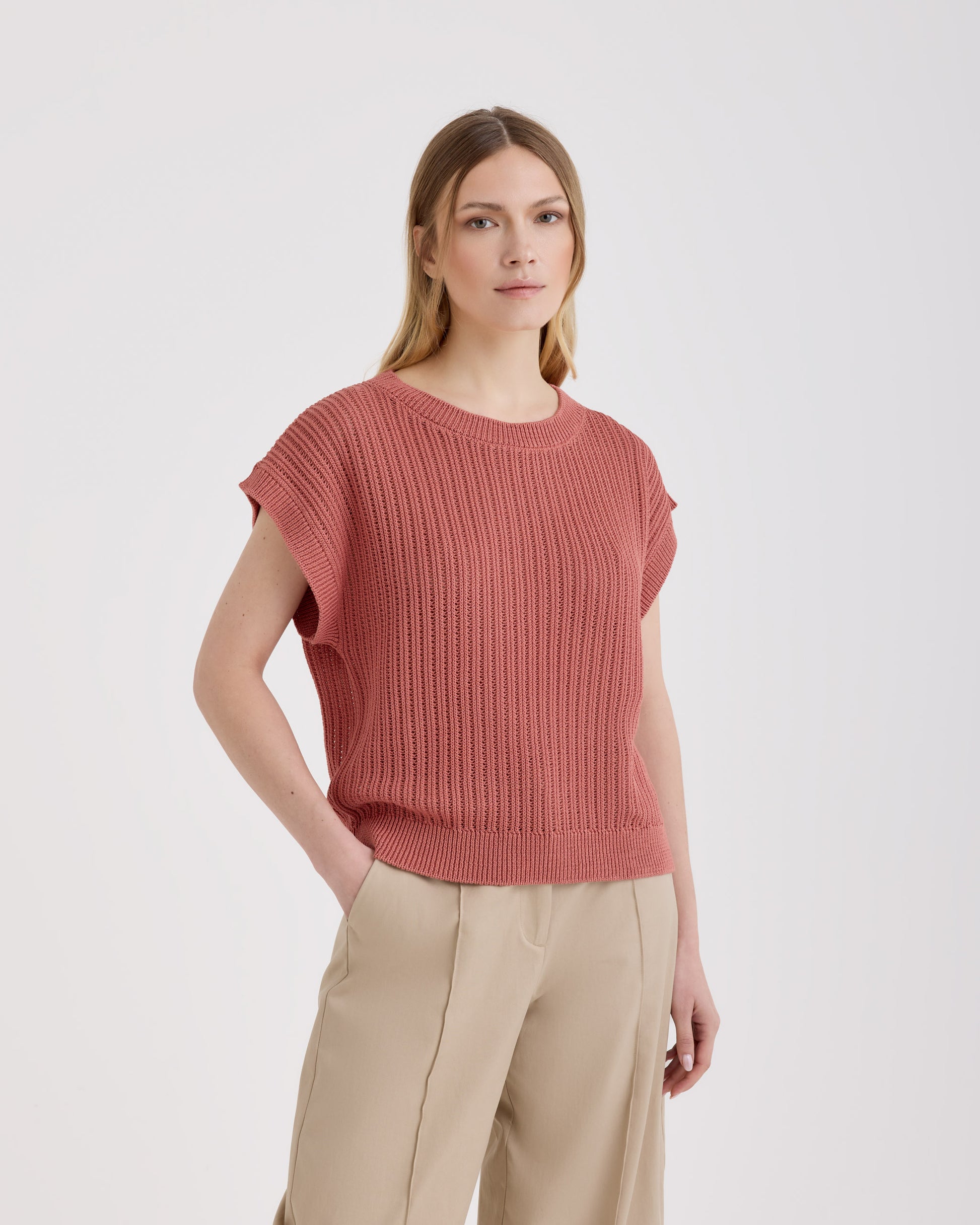 Sleevelees crewneck  PEACH | Filippo De Laurentiis