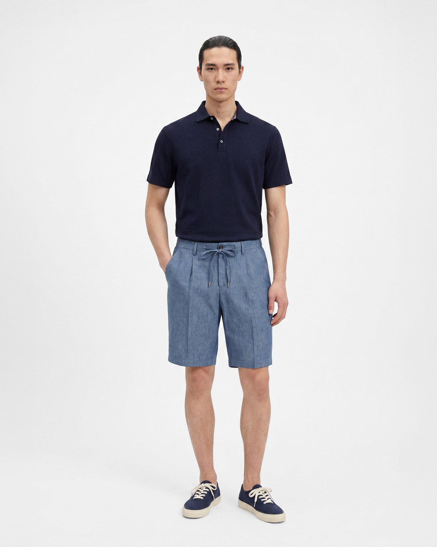 Pleated bermuda shorts |409064|