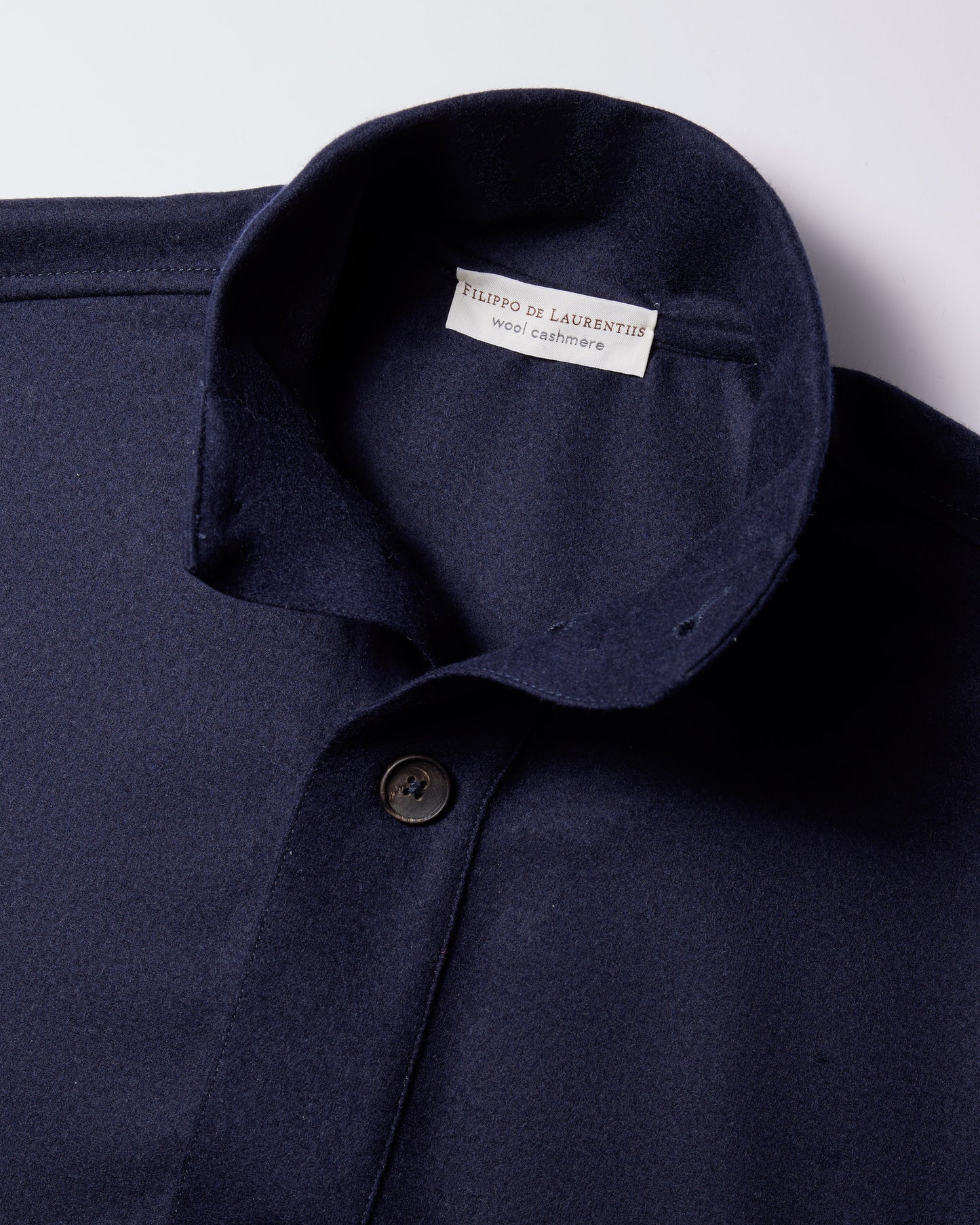Cardigan bottoni in tessuto infeltrito lana cashmere blu navy