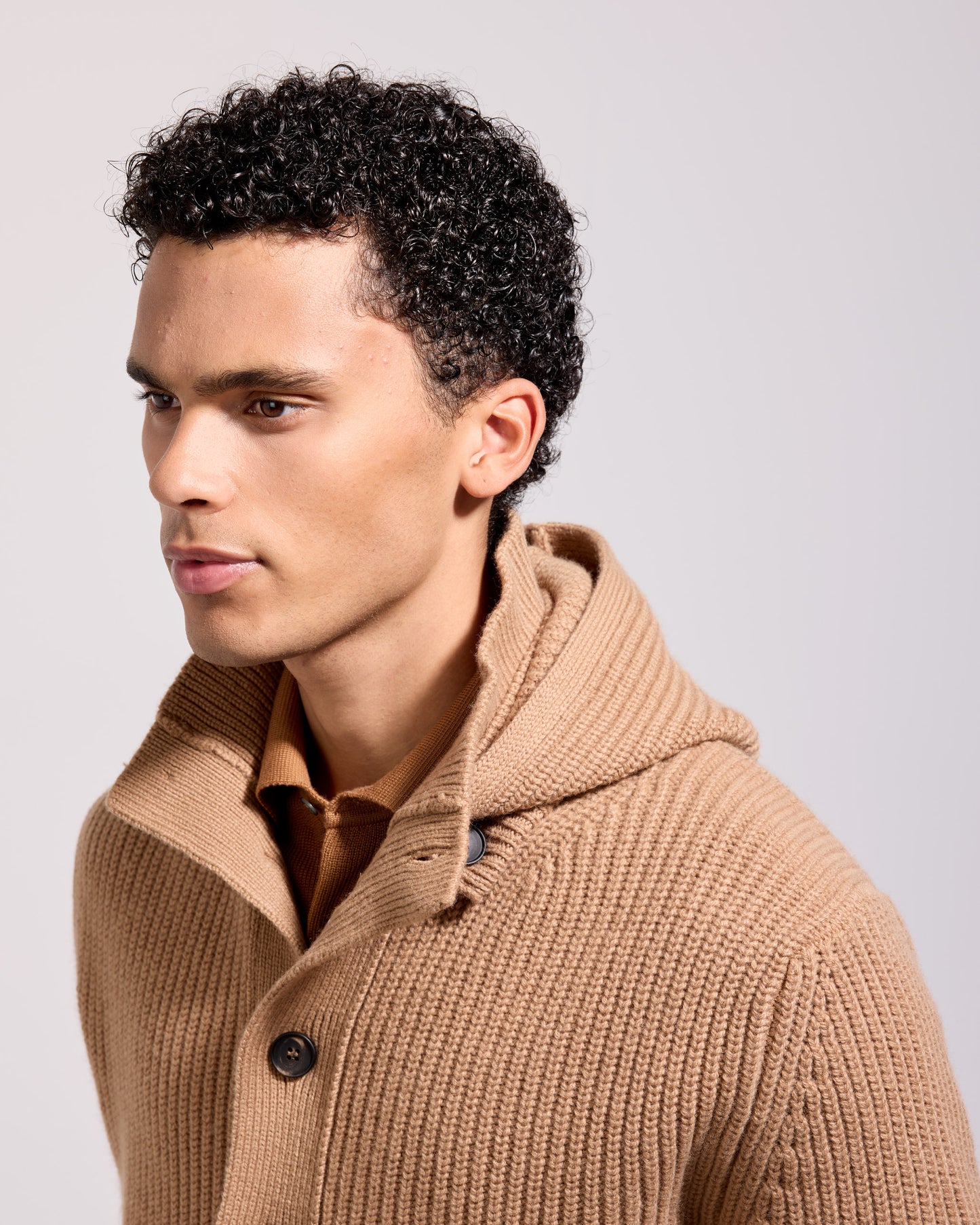 Cardigan con bottoni costa inglese lana cashmere albino naturale