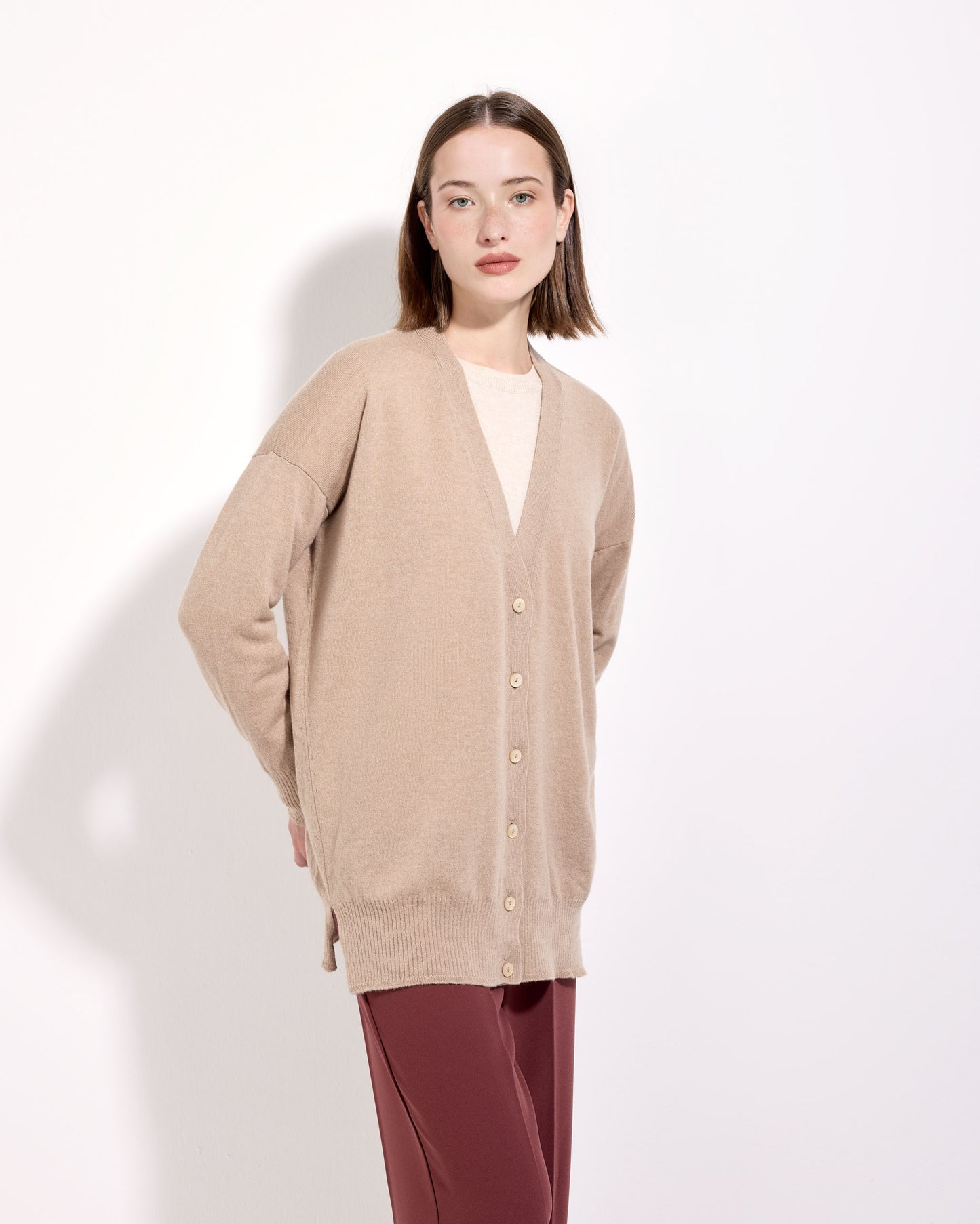 Cardigan con bottoni lana seta cashmere sabbia