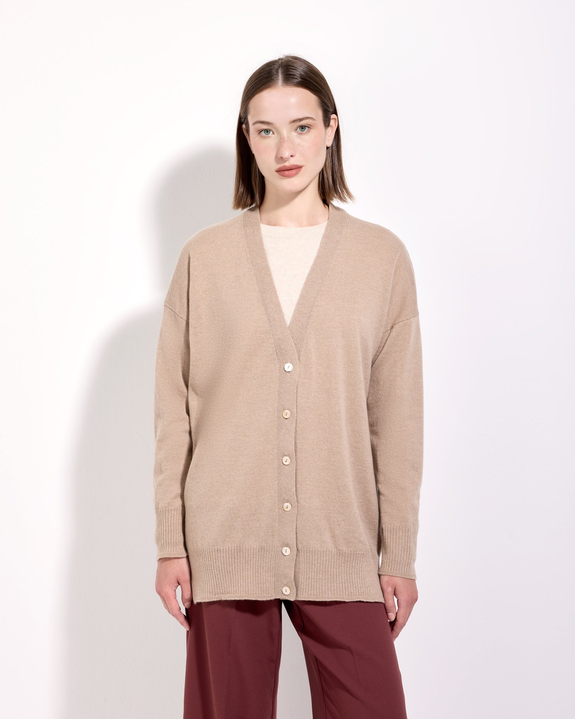 Cardigan con bottoni lana seta cashmere sabbia