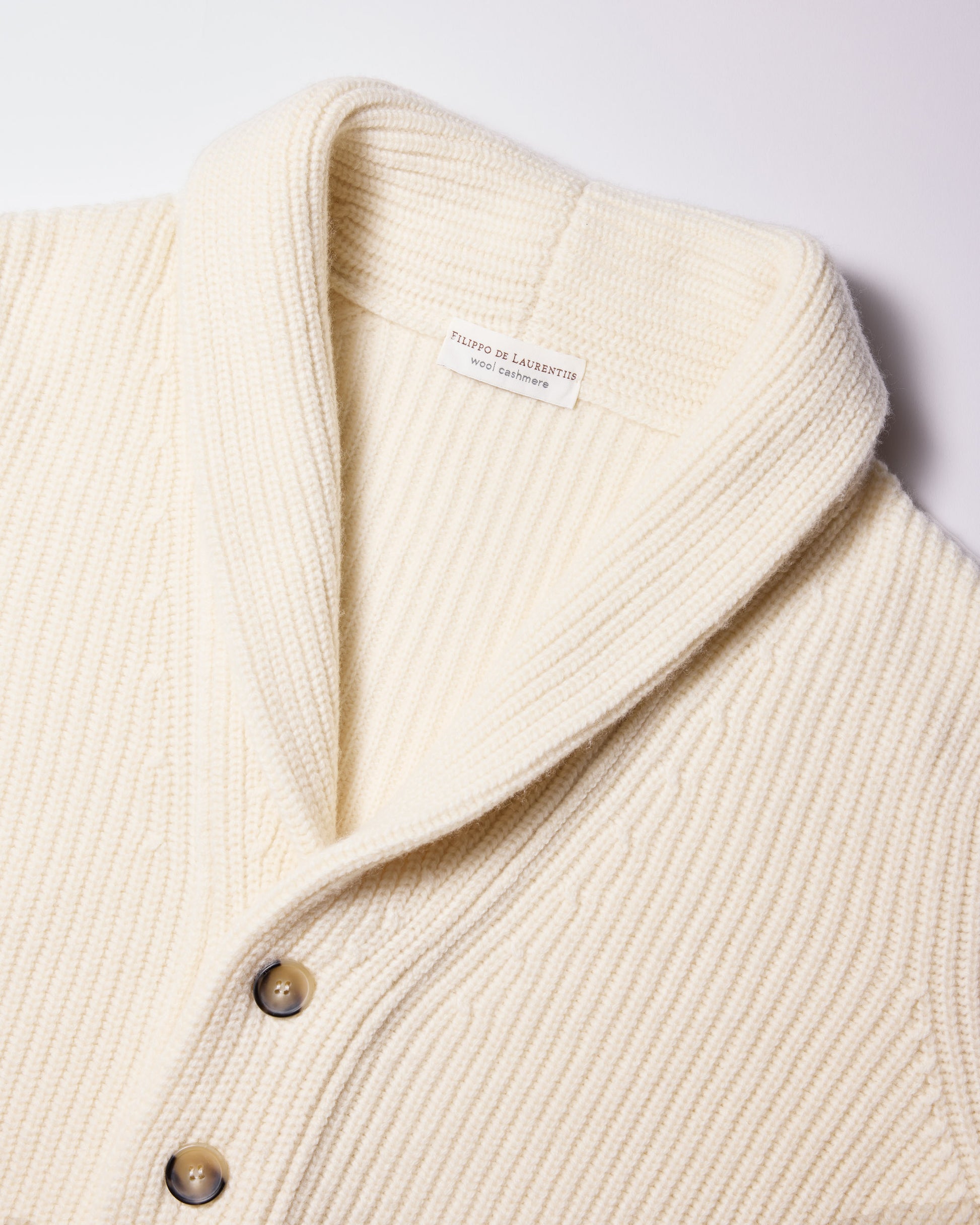 Cardigan sciallato costa inglese lana cashmere bianco latte