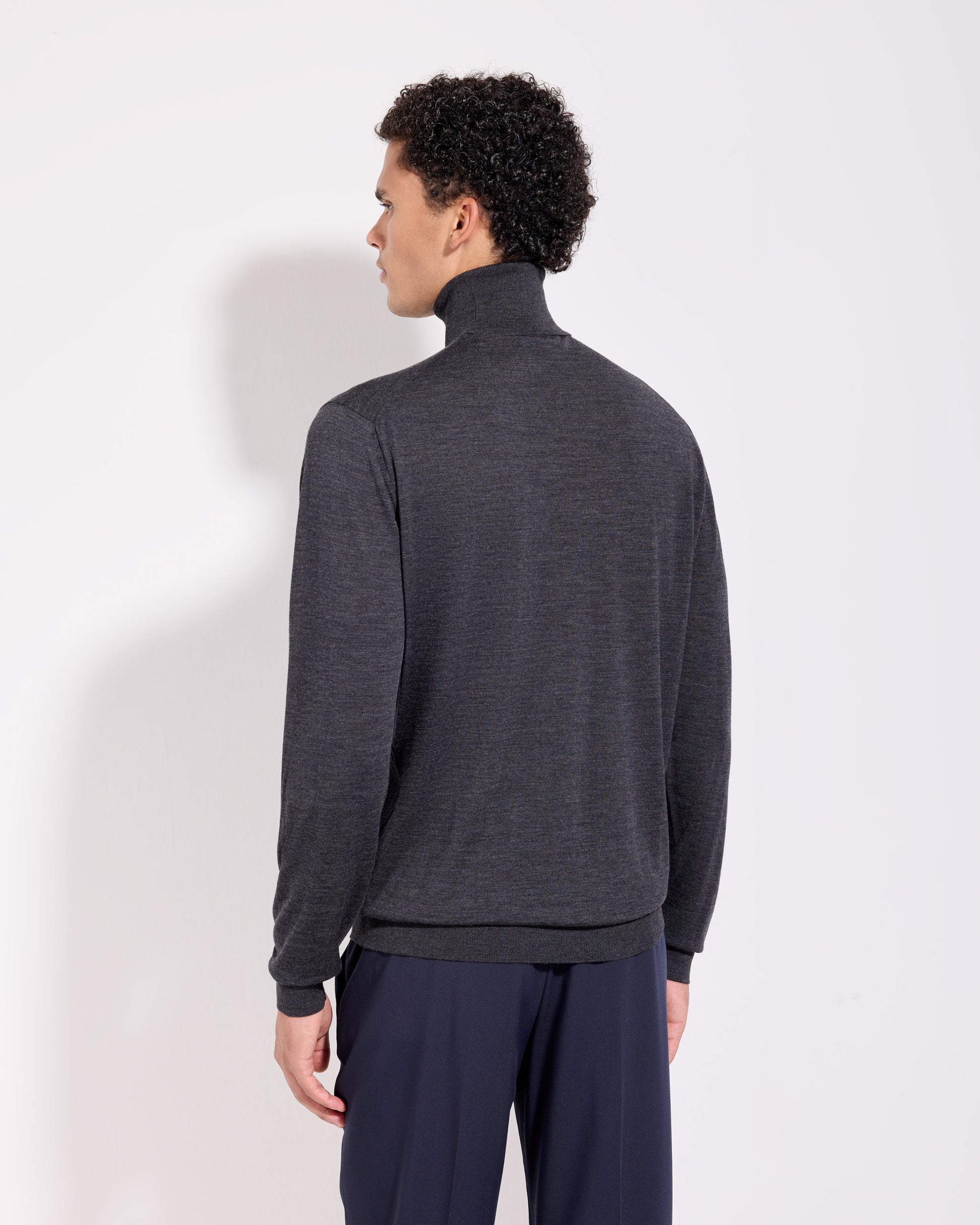 Dolcevita 180s merino antracite