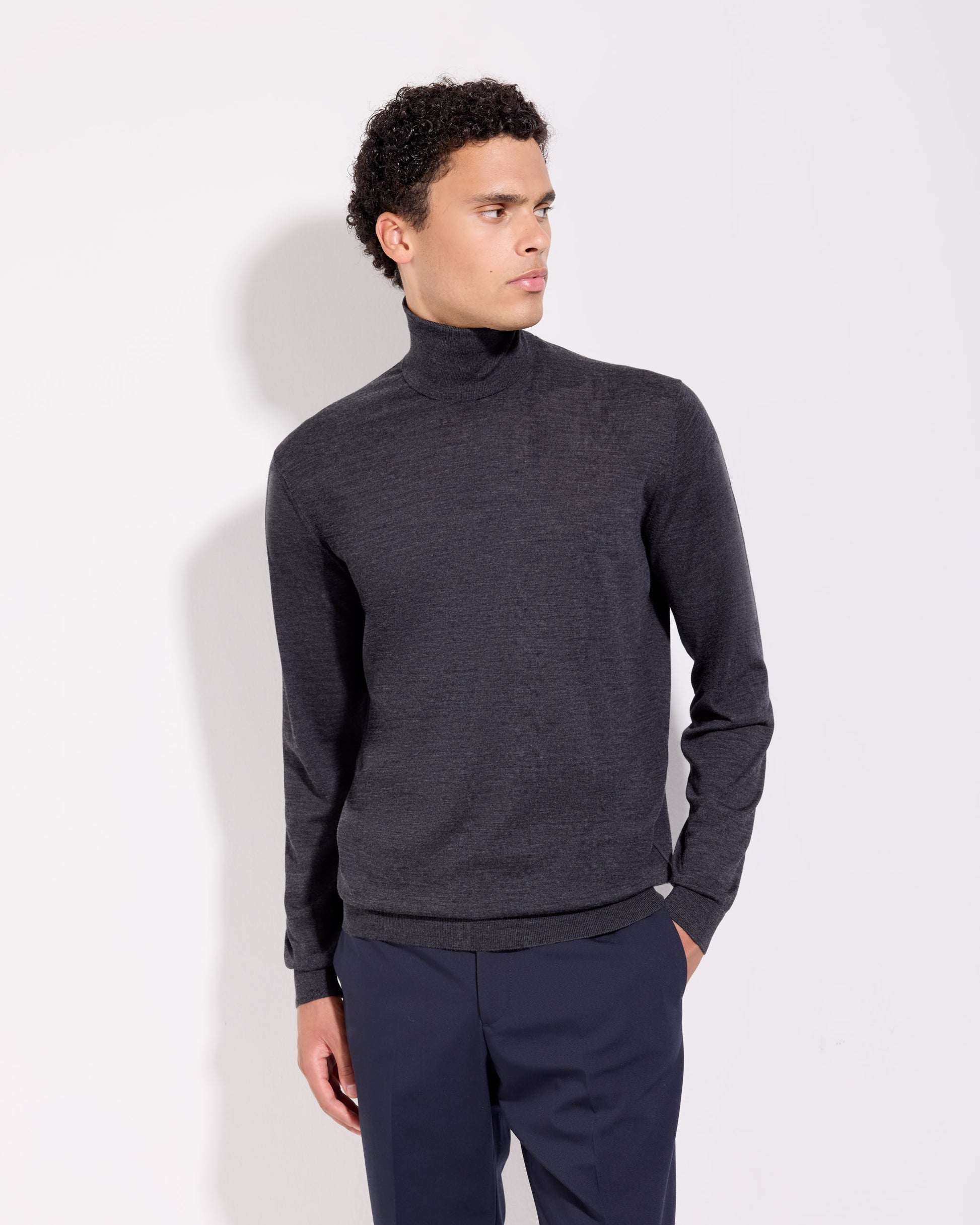 Dolcevita 180s merino antracite