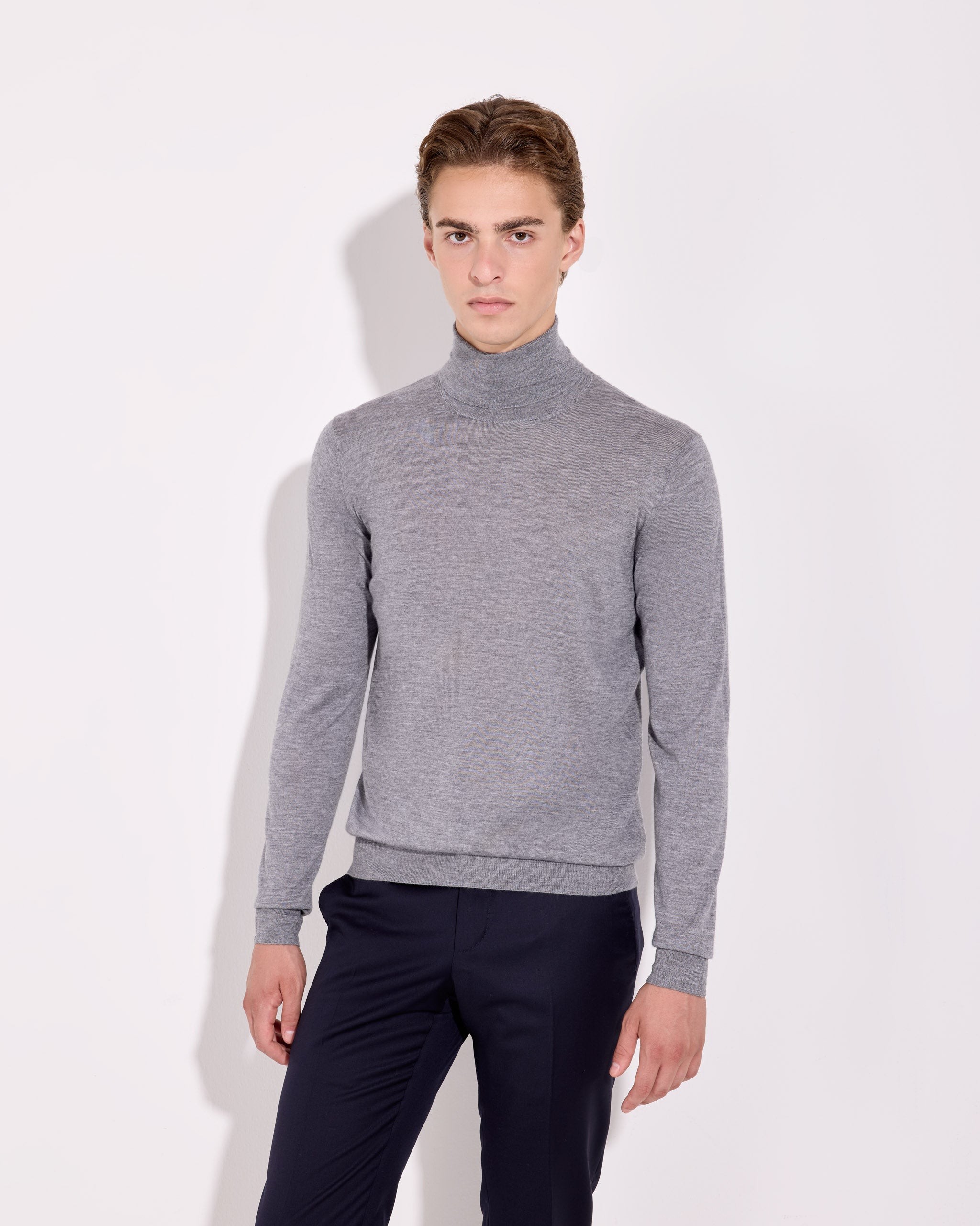Cashmere Silk Turtleneck Sweater for Man smoky grey – Filippo De