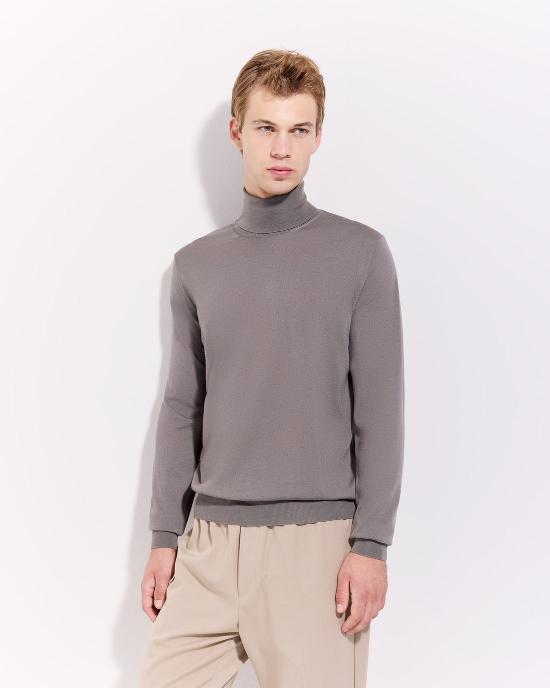 lightweight Royal Merino Turtleneck sweater for Man taupe