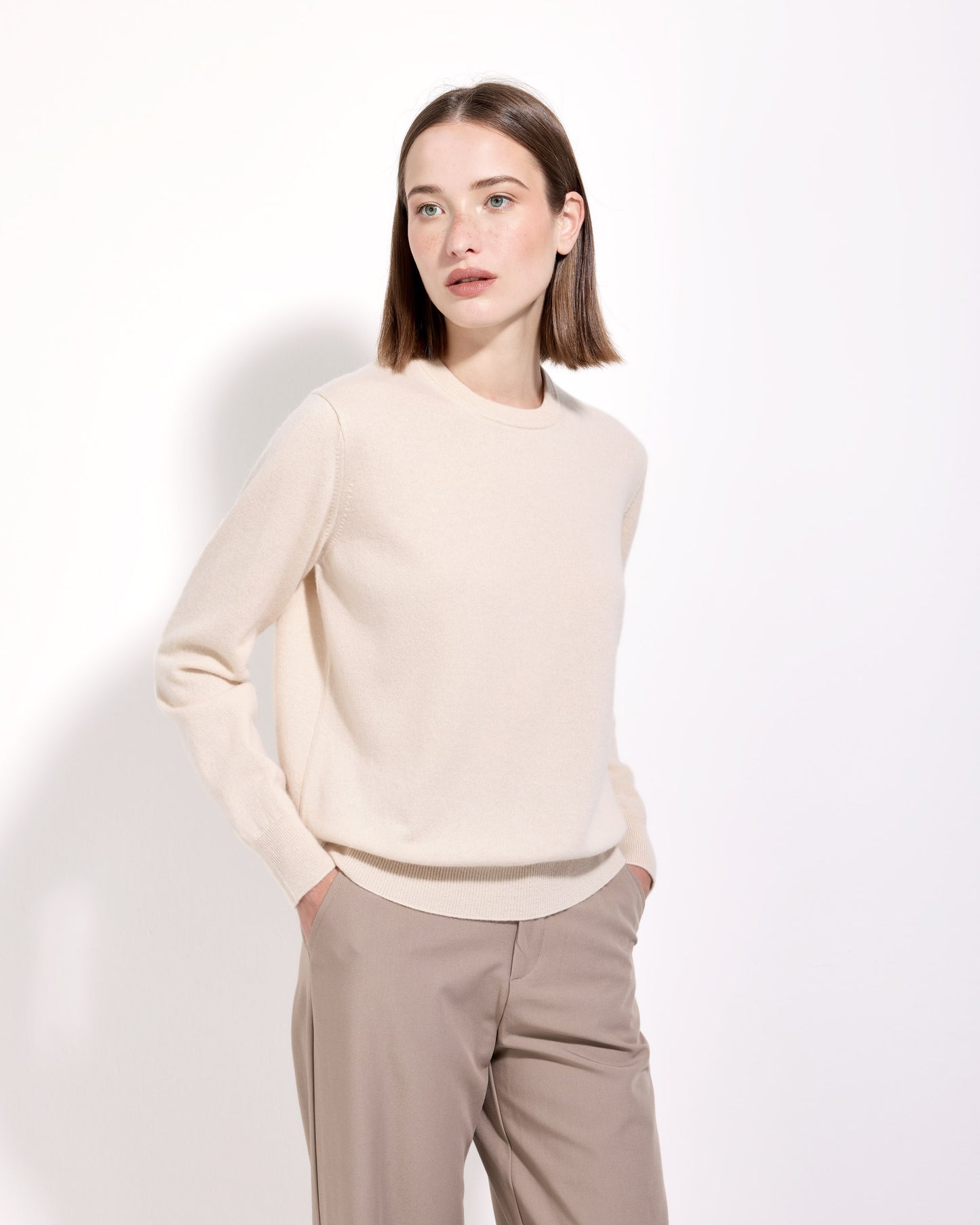 Girocollo cashmere albino naturale