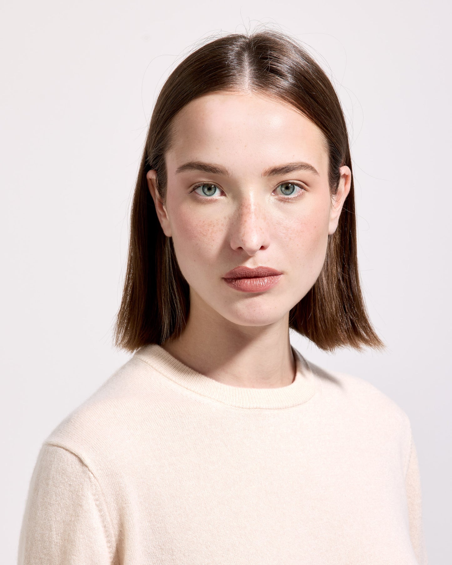 Girocollo cashmere albino naturale