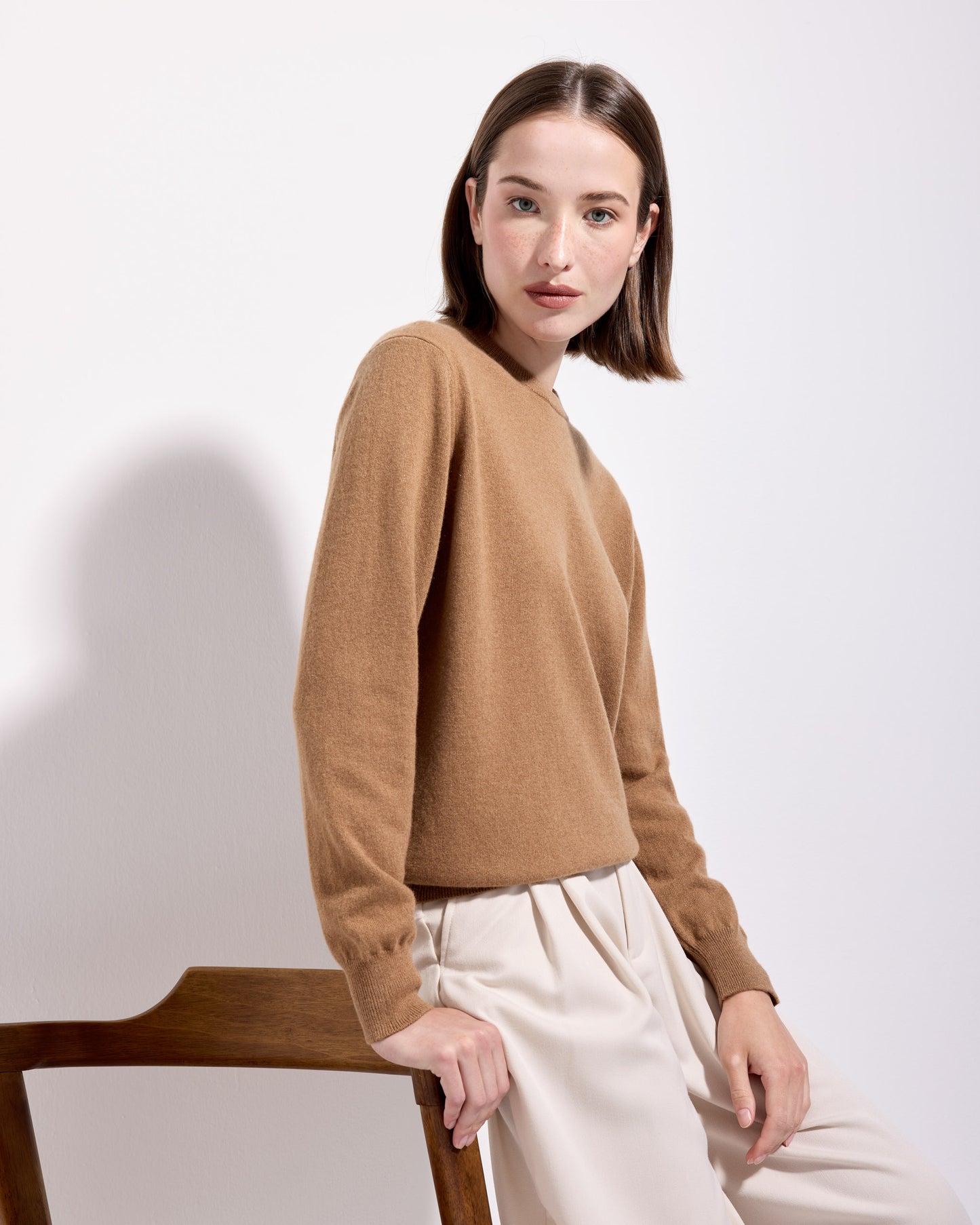 Girocollo cashmere cammello scuro