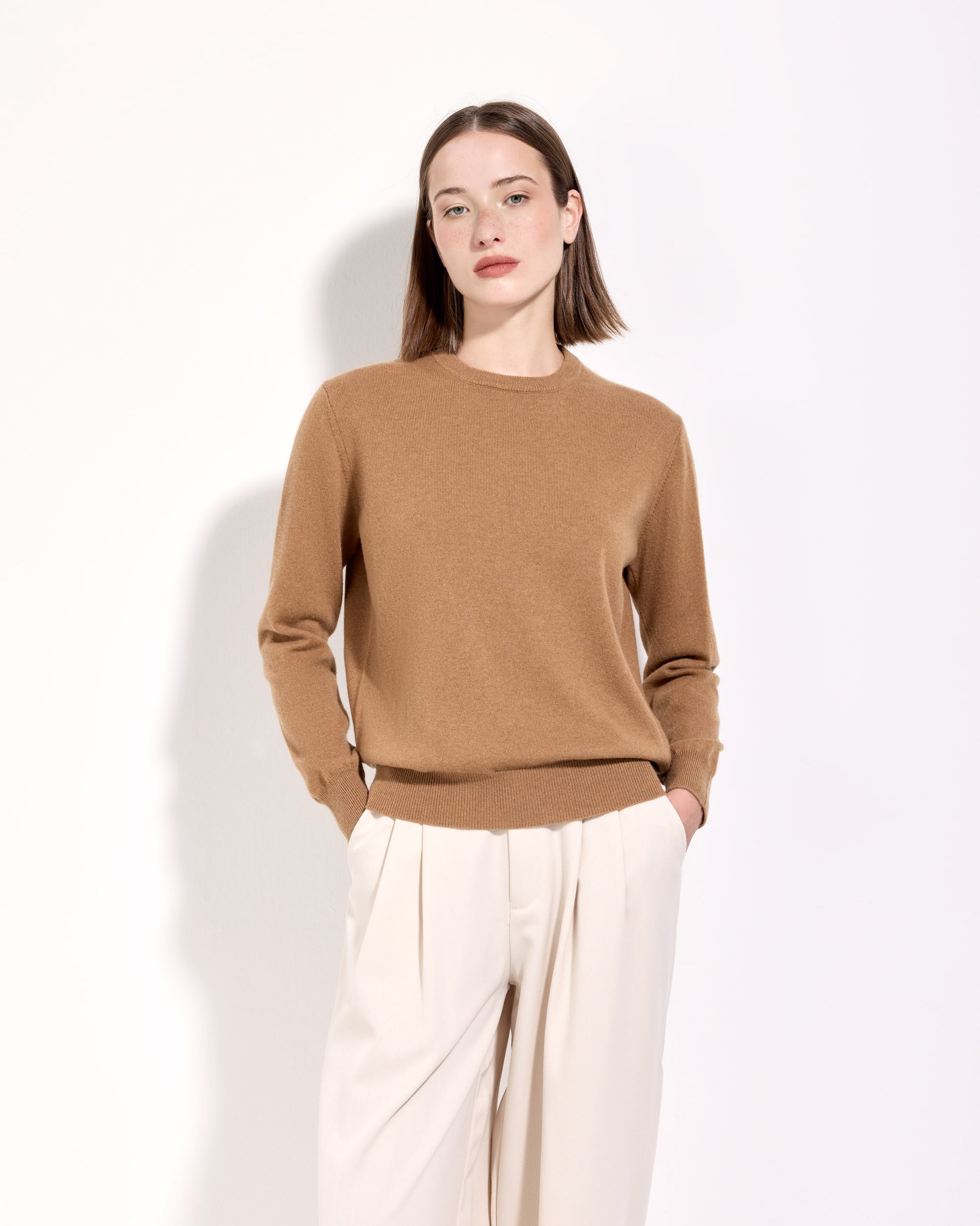 Girocollo cashmere cammello scuro