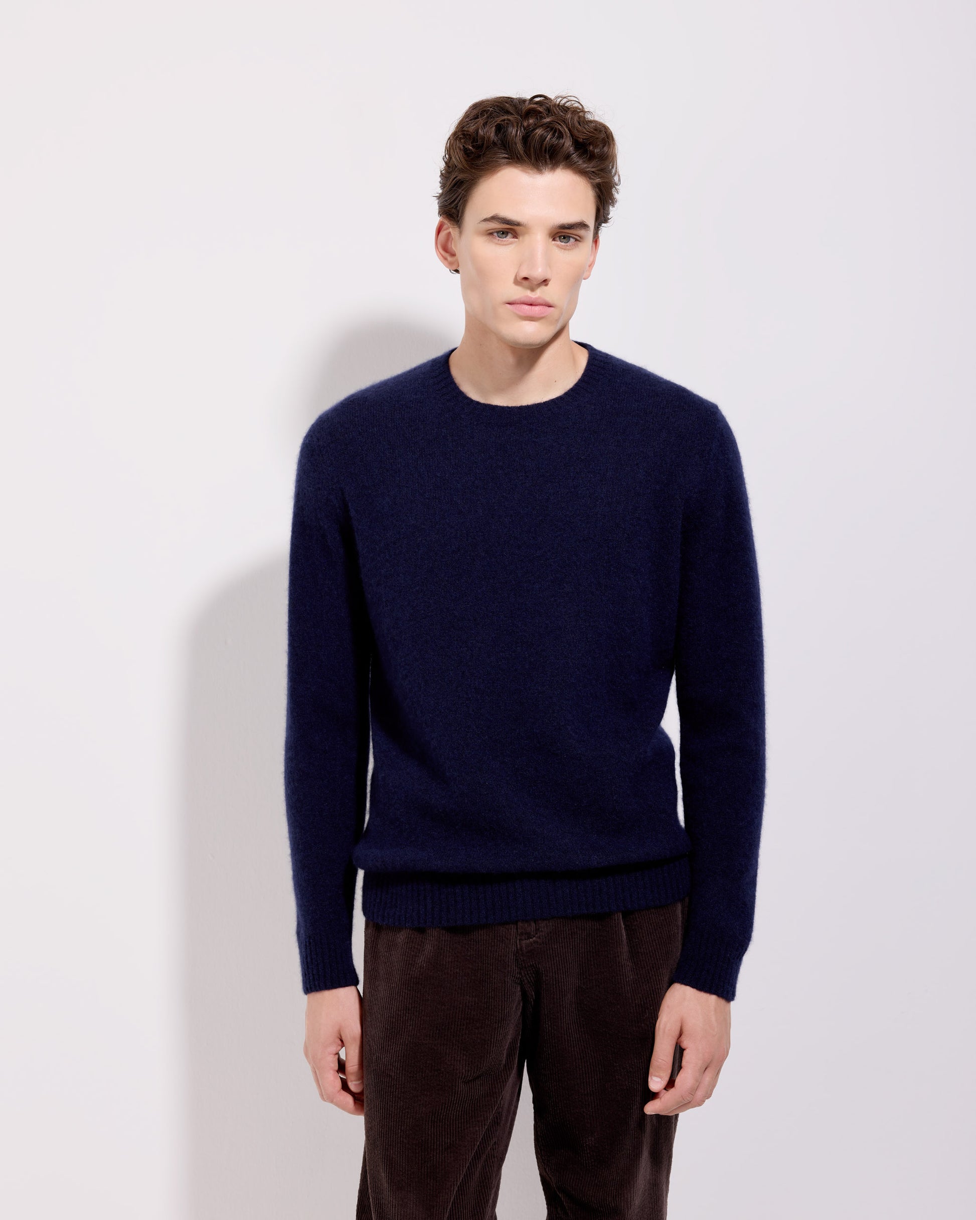 Girocollo garzato cashmere seta indaco