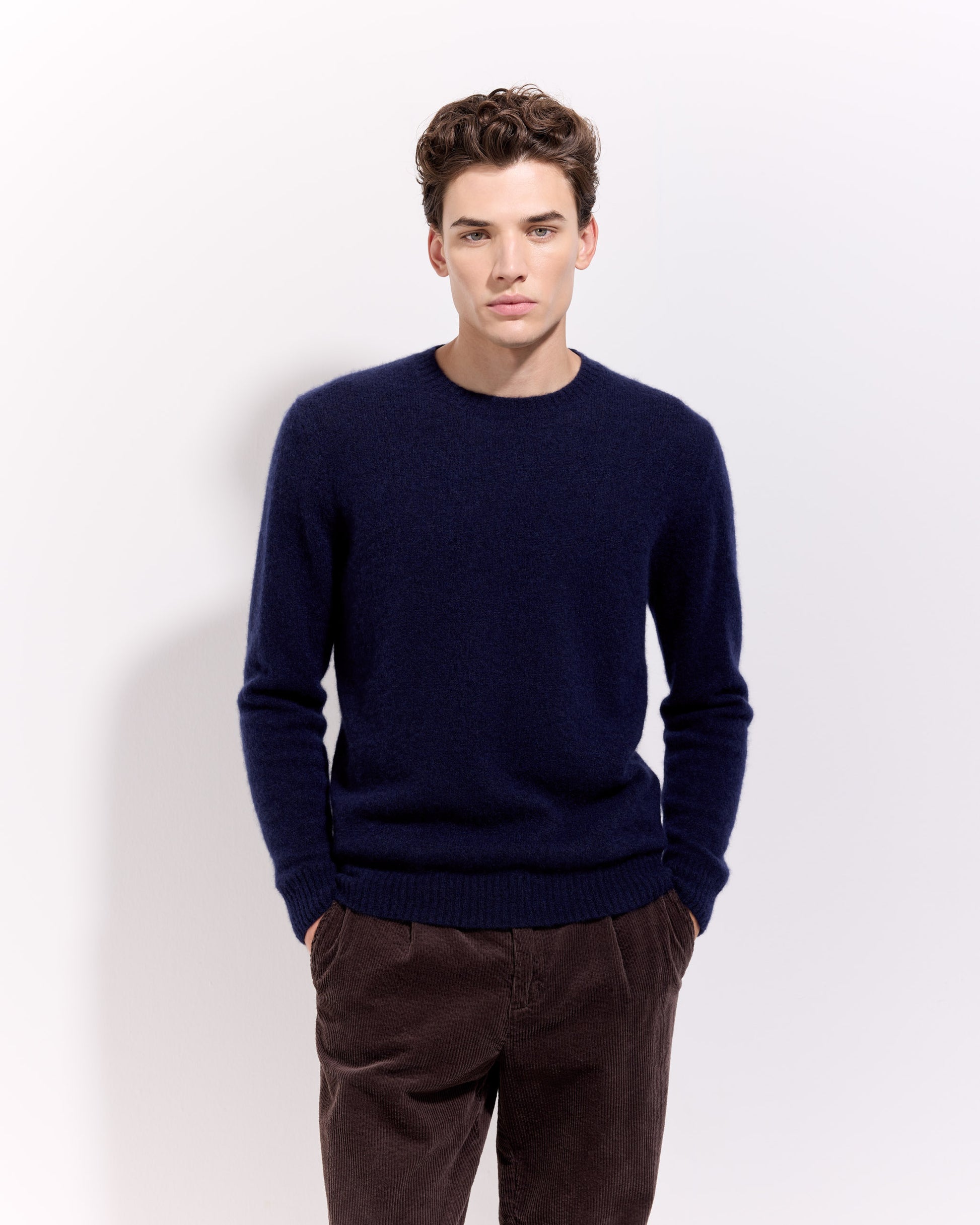 Girocollo garzato cashmere seta indaco