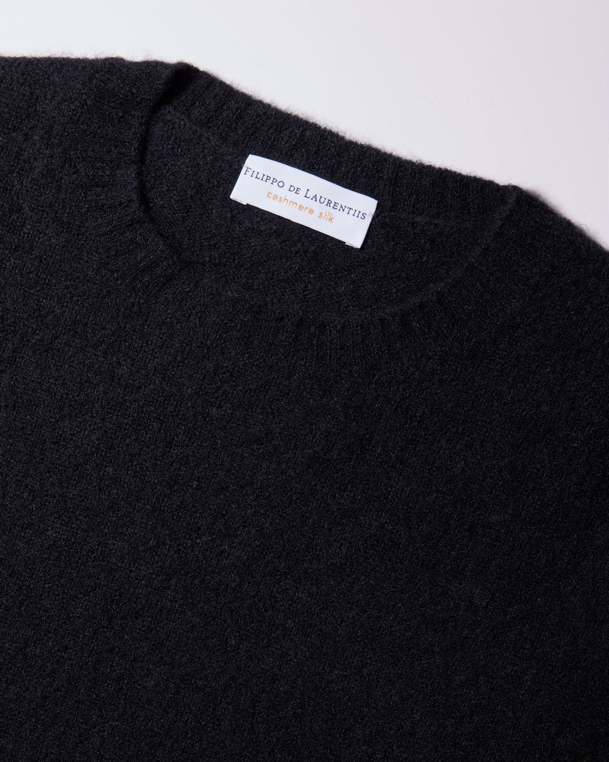 Girocollo garzato cashmere seta nero 