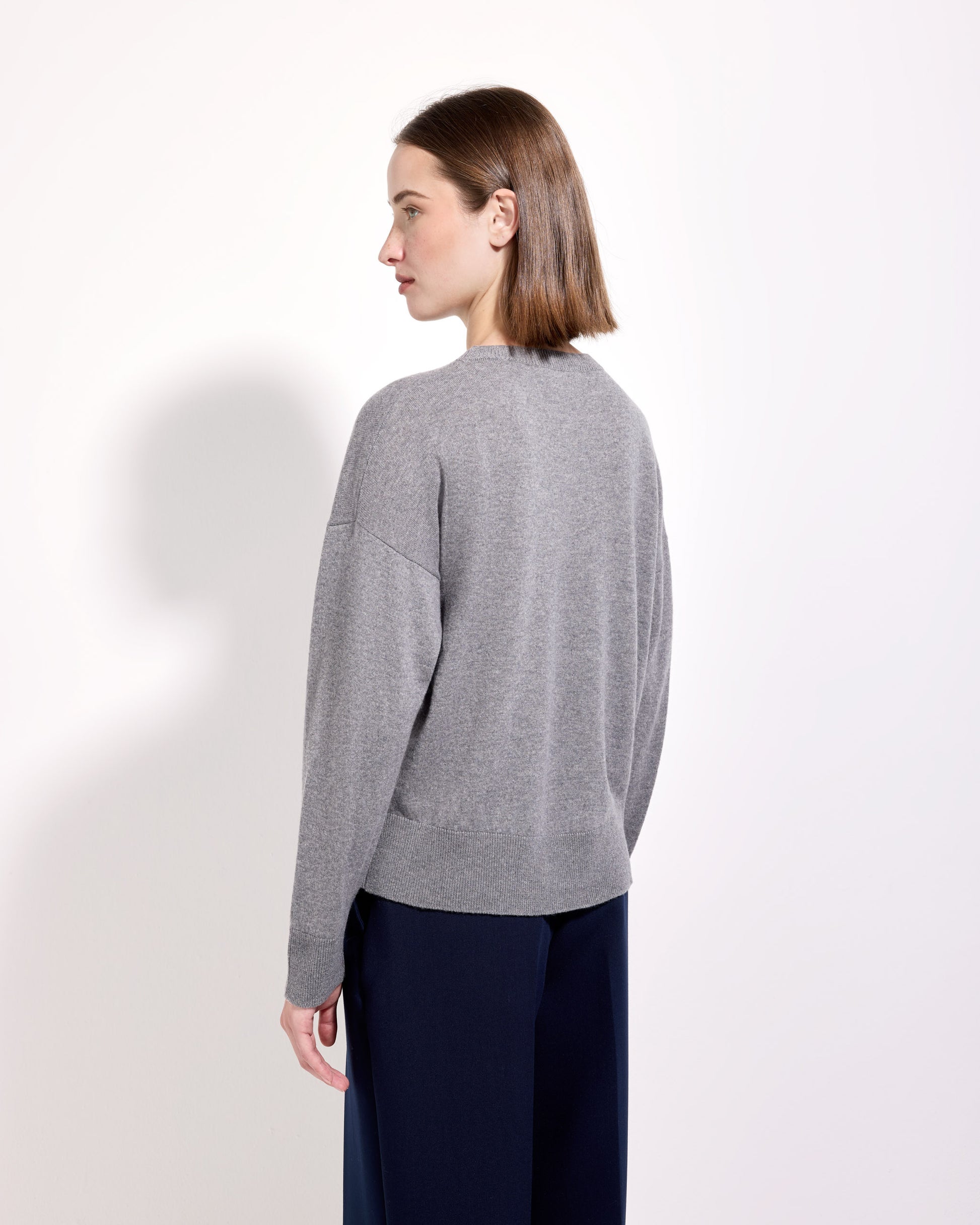 Girocollo lana seta cashmere grigio pietra