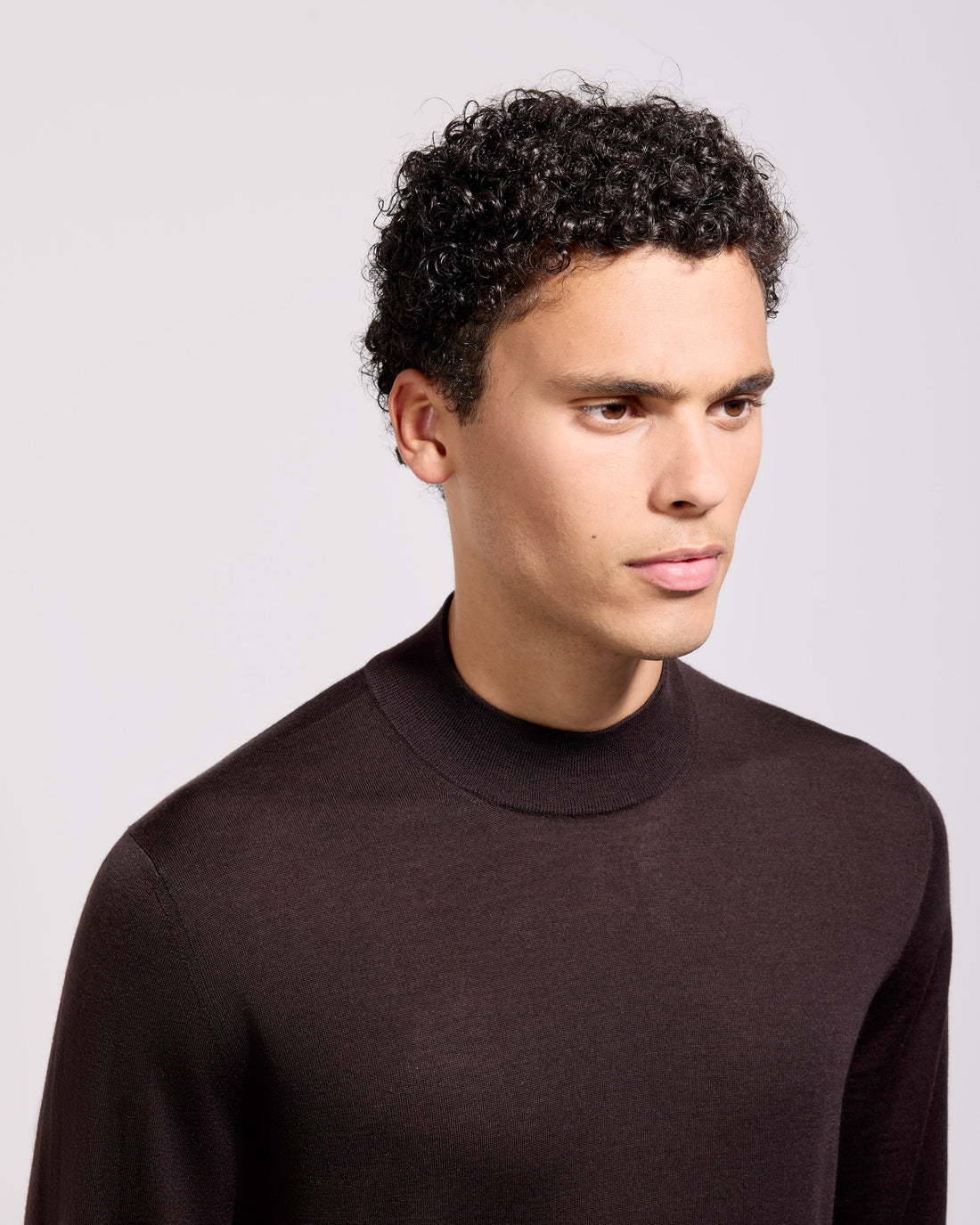 Wool silk cashmere Mock neck sweater for Man coffee brown