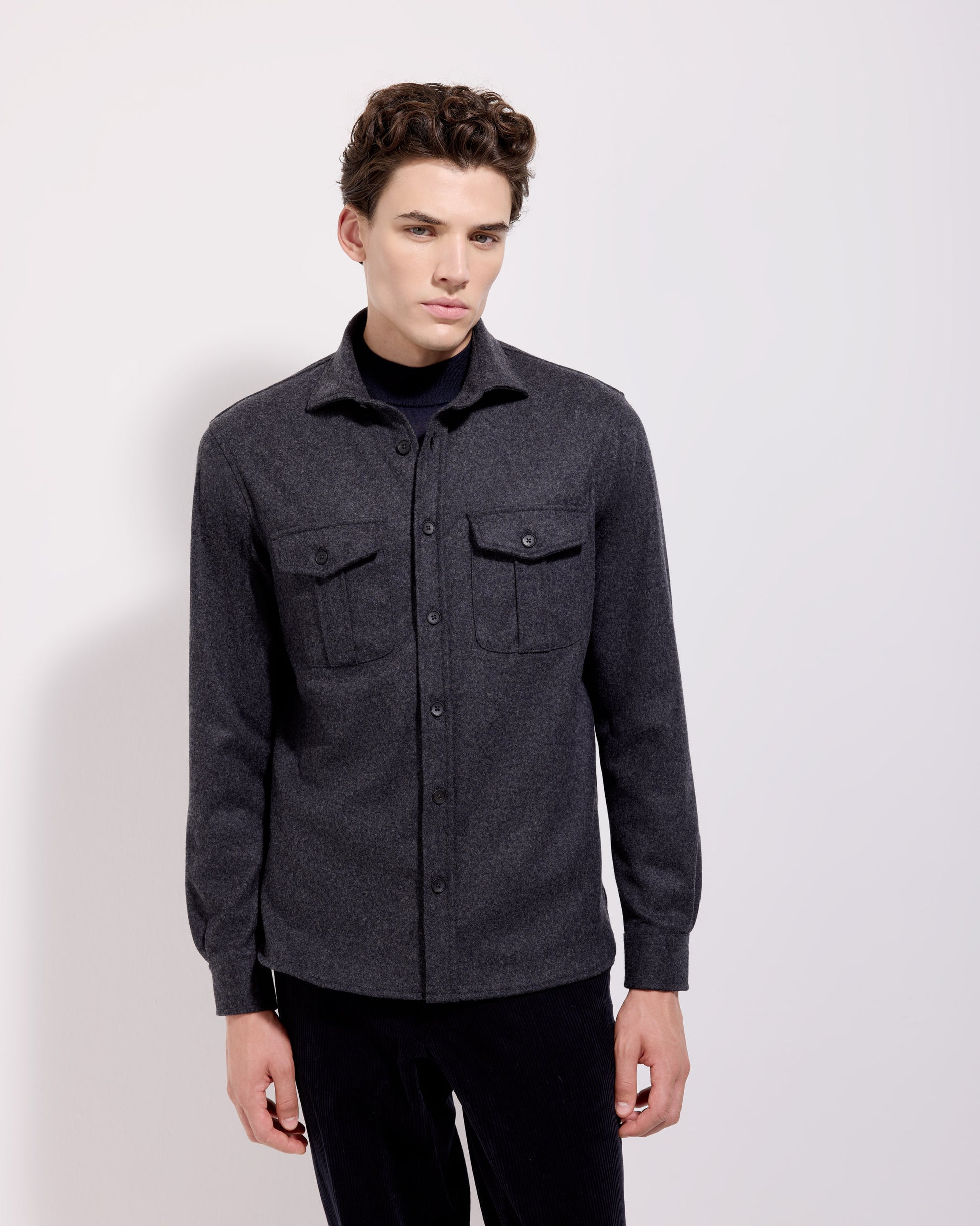 Overshirt in tessuto infeltrito lana cashmere antracite
