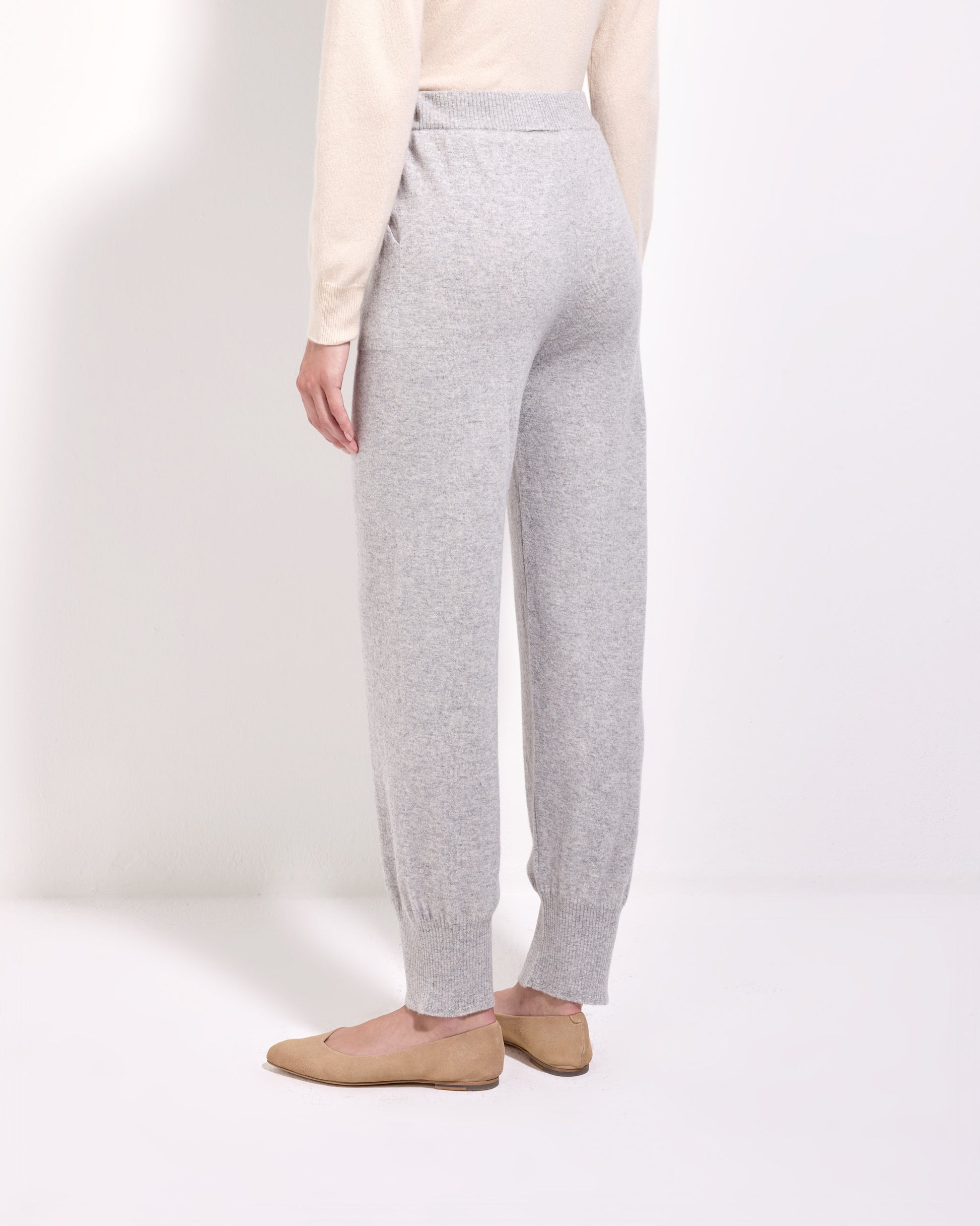 Pantalone lana cashmere seta grigio perla