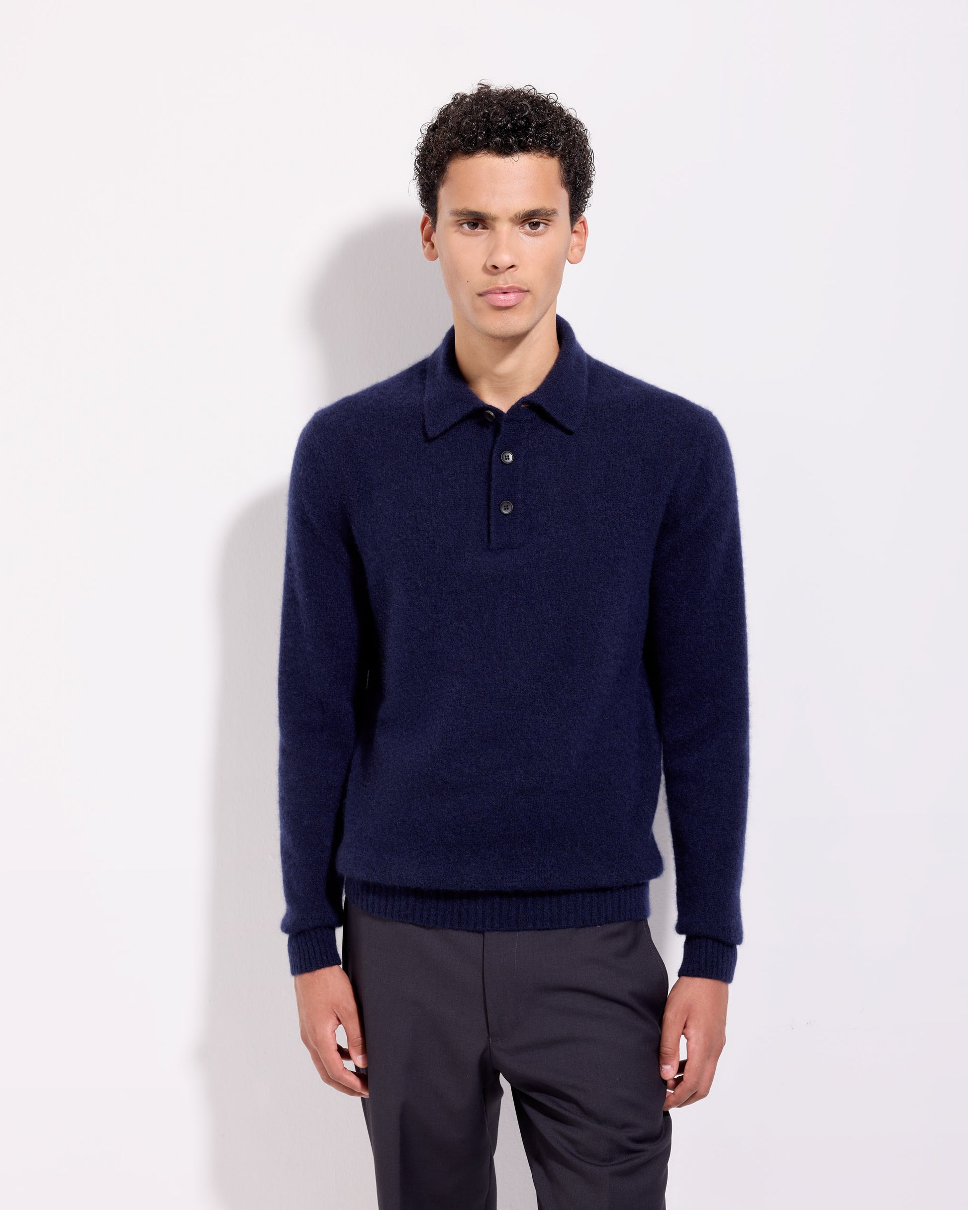 Maglia a polo garzata cashmere seta indaco