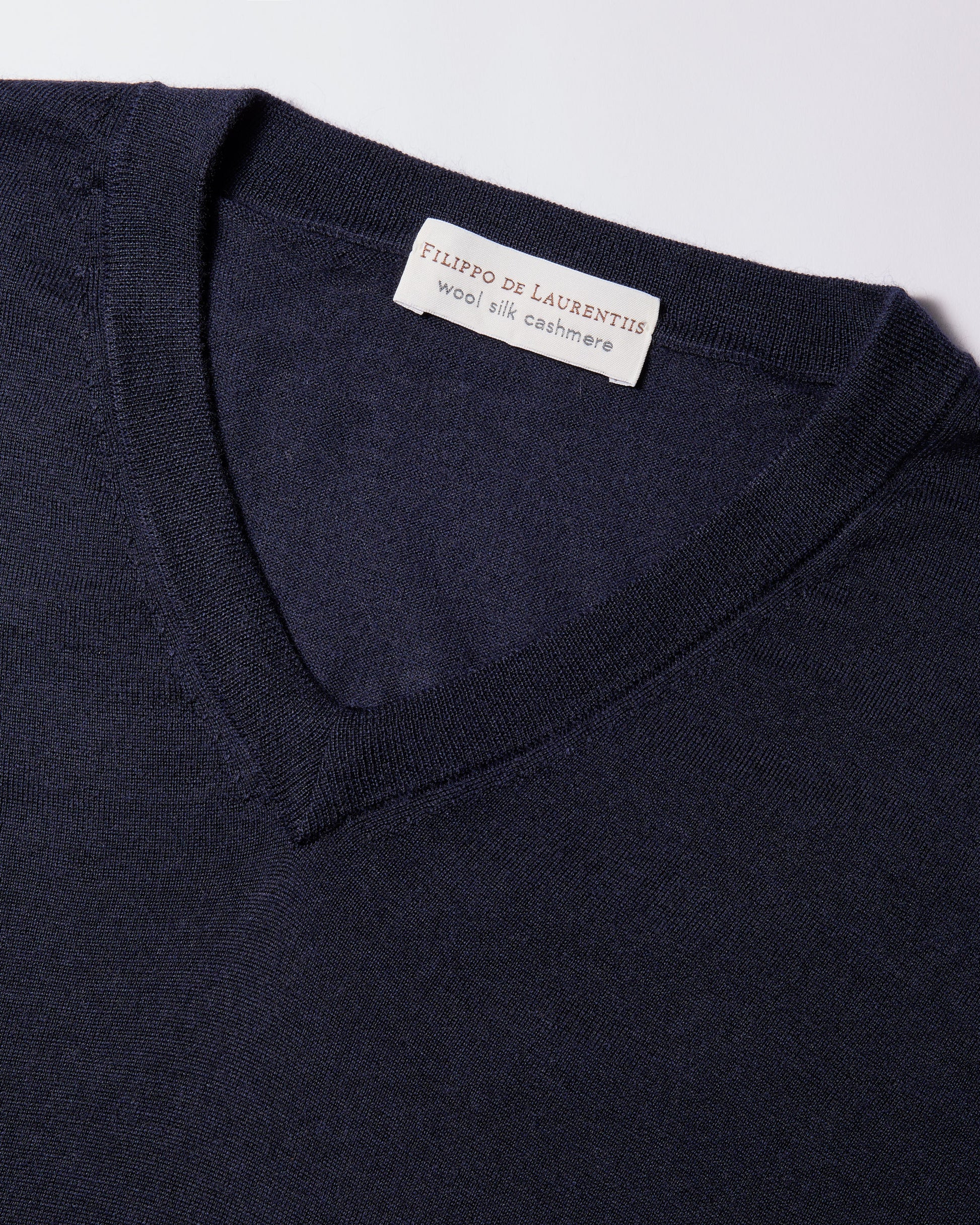 Scollo v lana seta cashmere blu navy