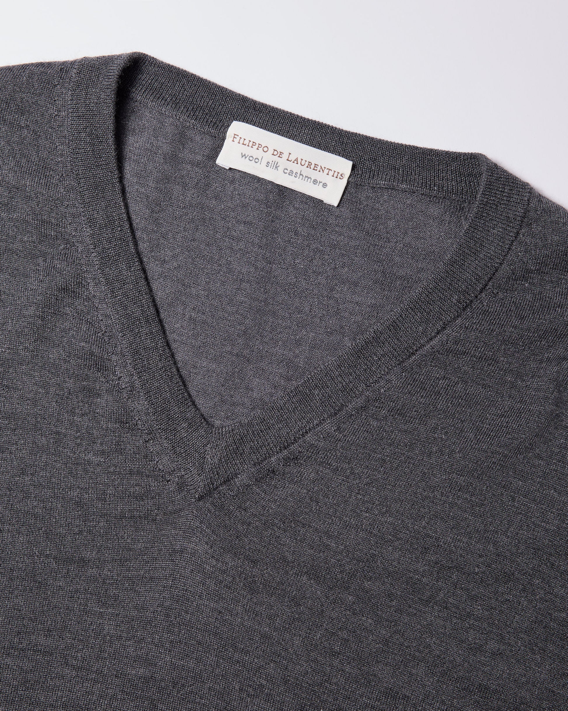 Scollo v lana seta cashmere grafite