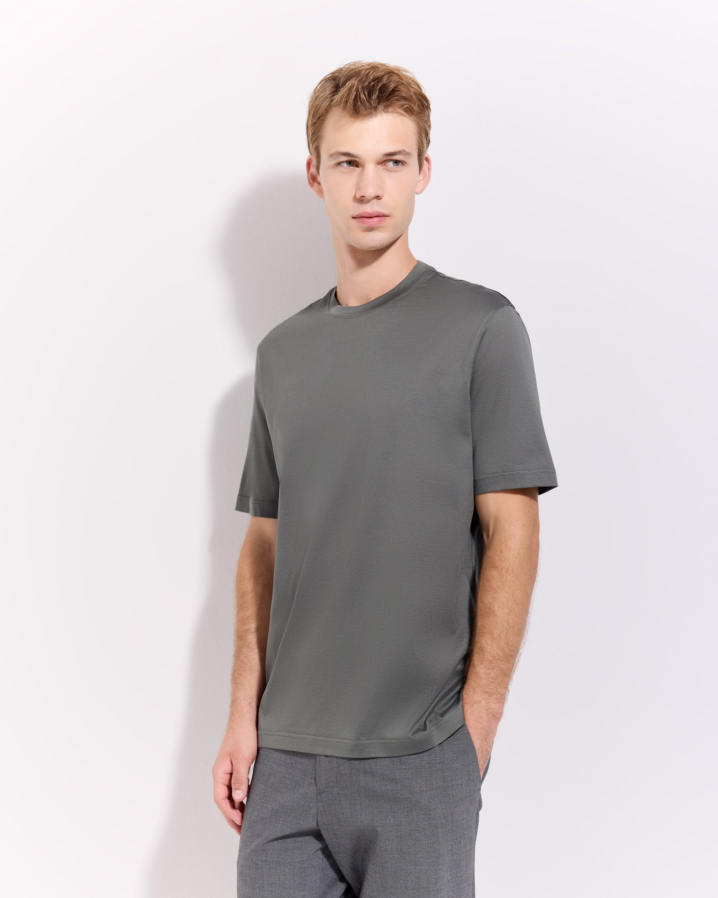 T-shirt supima jersey di cotone verde militare